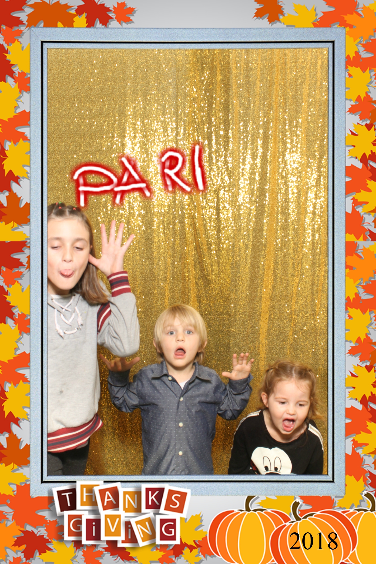 Thanksgiving 2018 | View more photos from the event at gallery.niknoxphotobox.com/u/NiKnox-Photo-Box/Thanksgiving-2018